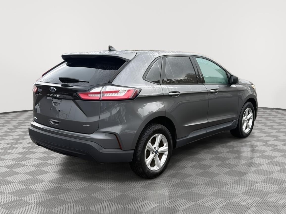 2021 Ford Edge photo 5 of 25