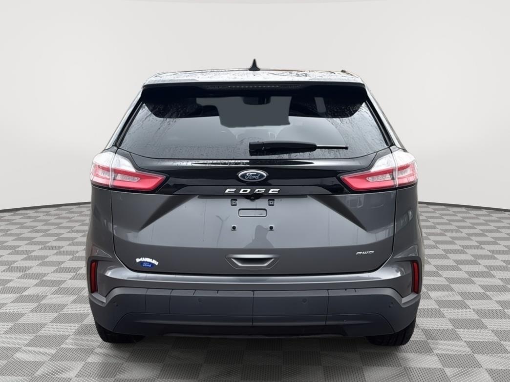 2021 Ford Edge photo 6 of 25
