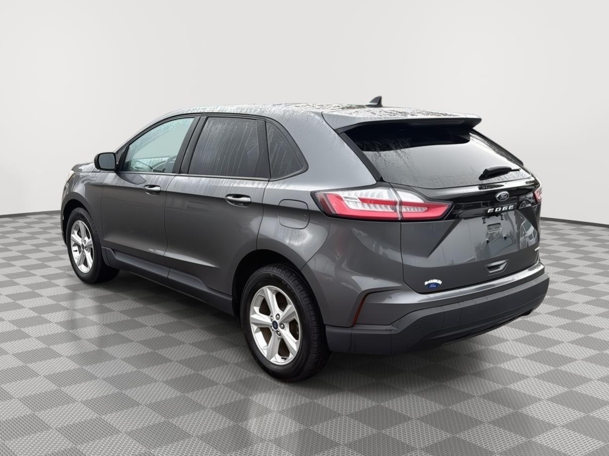 2021 Ford Edge photo 7 of 25