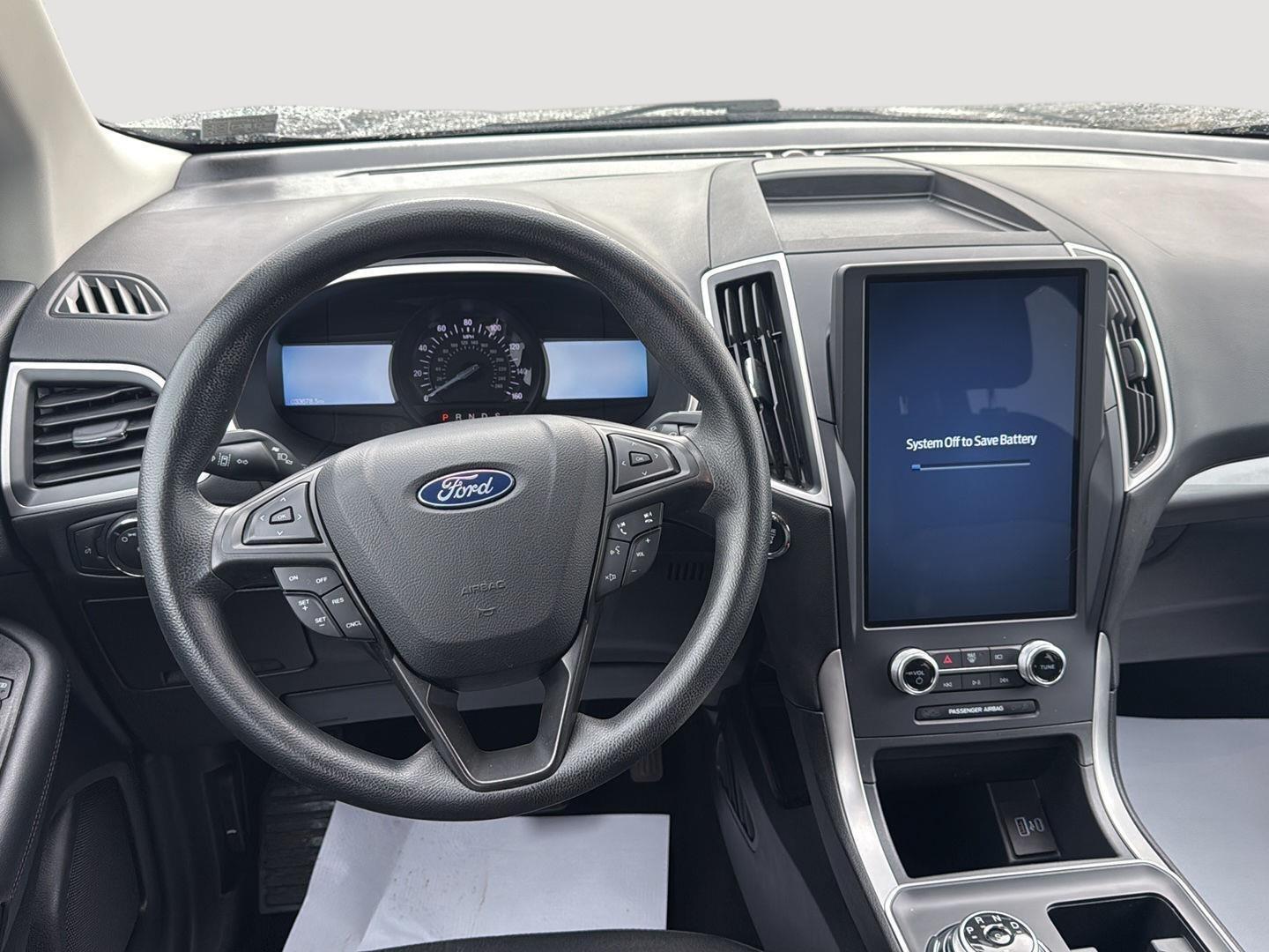 2021 Ford Edge photo 12 of 25