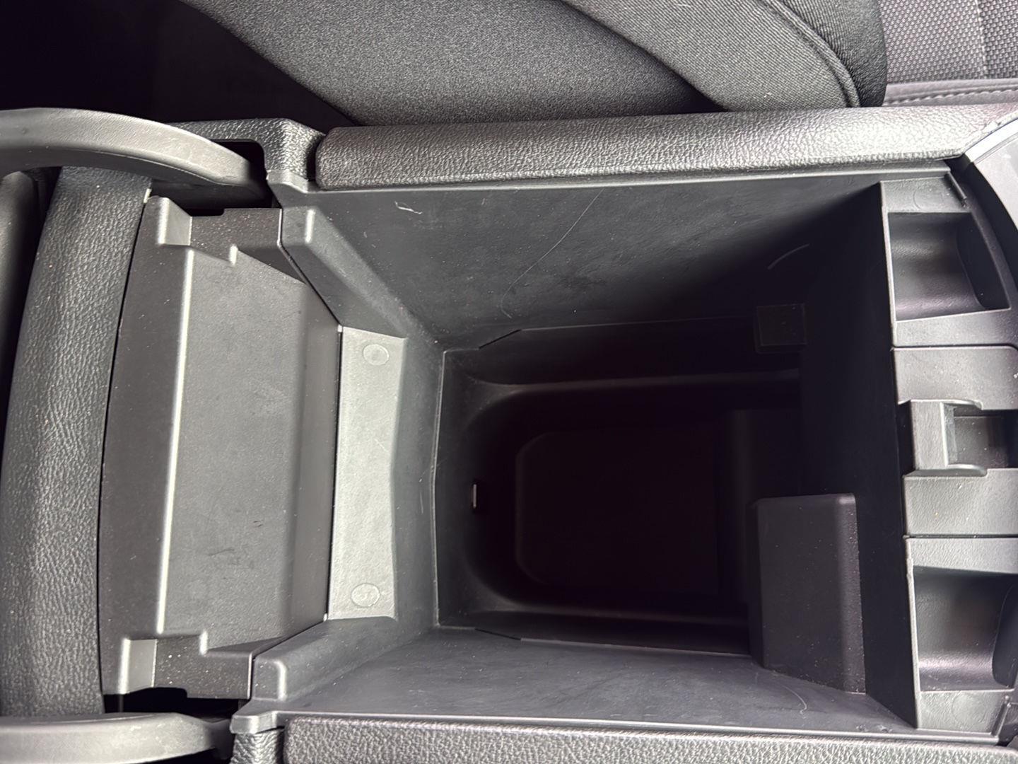 2021 Ford Edge photo 23 of 25