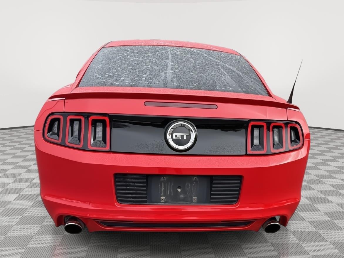 2014 Ford Mustang photo 4 of 9