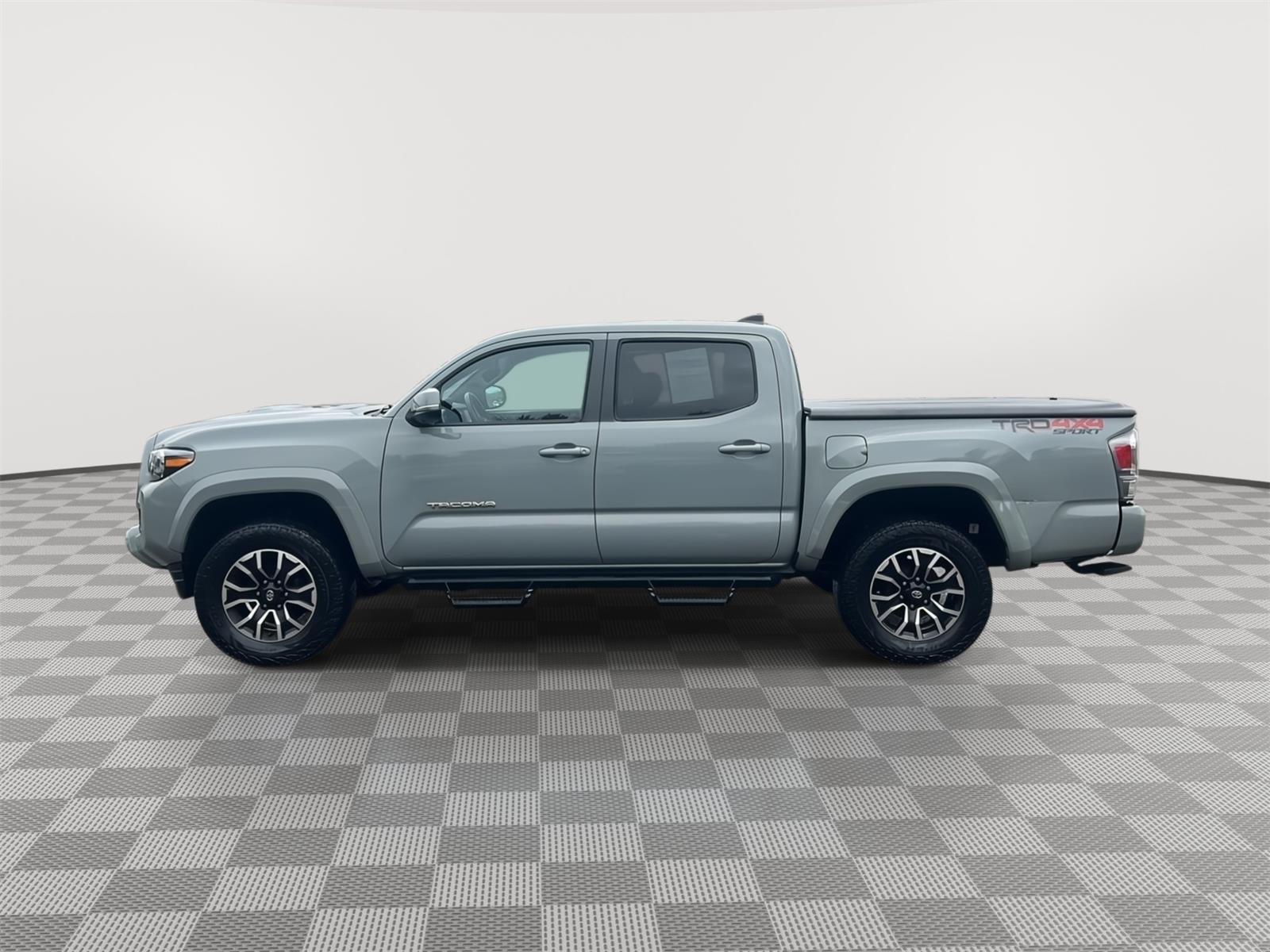 2022 Toyota Tacoma photo 8 of 25