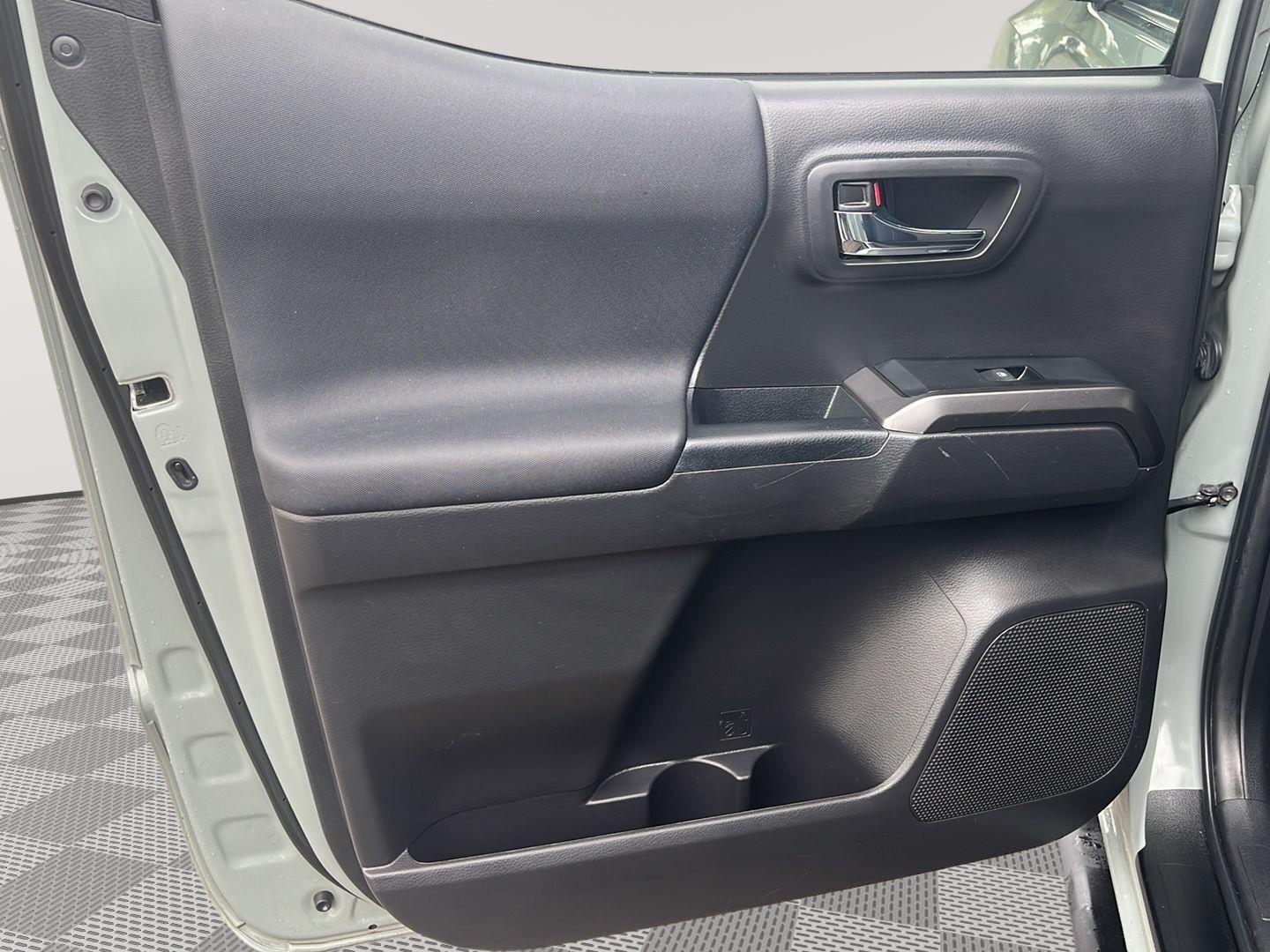 2022 Toyota Tacoma photo 15 of 25