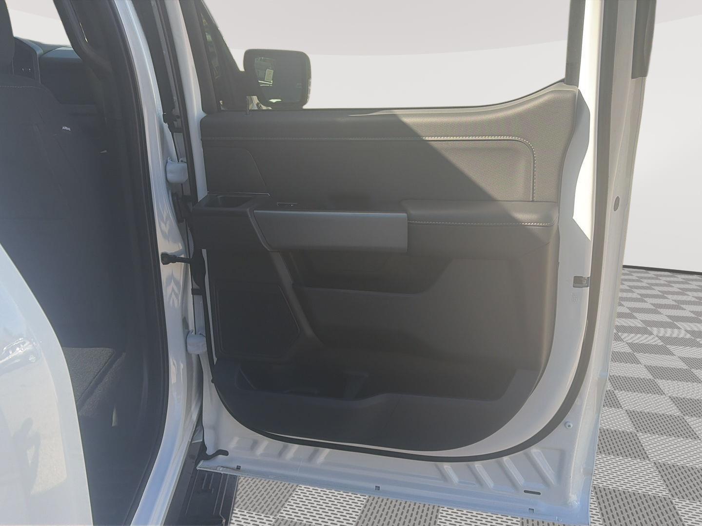 2026 Ford F-150 photo 16 of 38