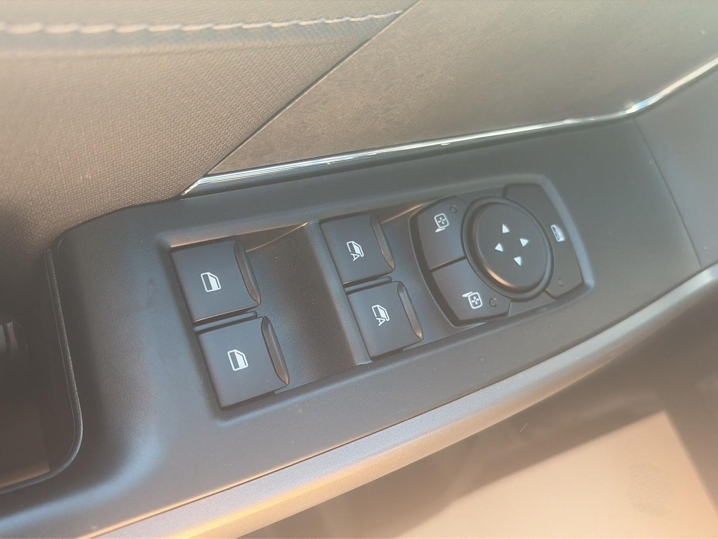 2026 Ford F-150 photo 32 of 38