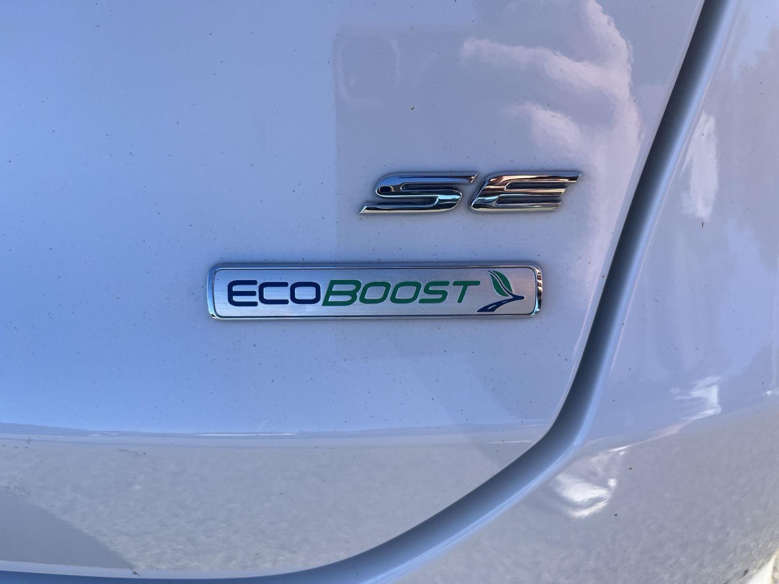 2017 Ford Fusion photo 9 of 25