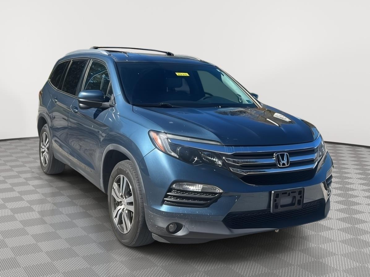 2018 Honda Pilot photo 3 of 26