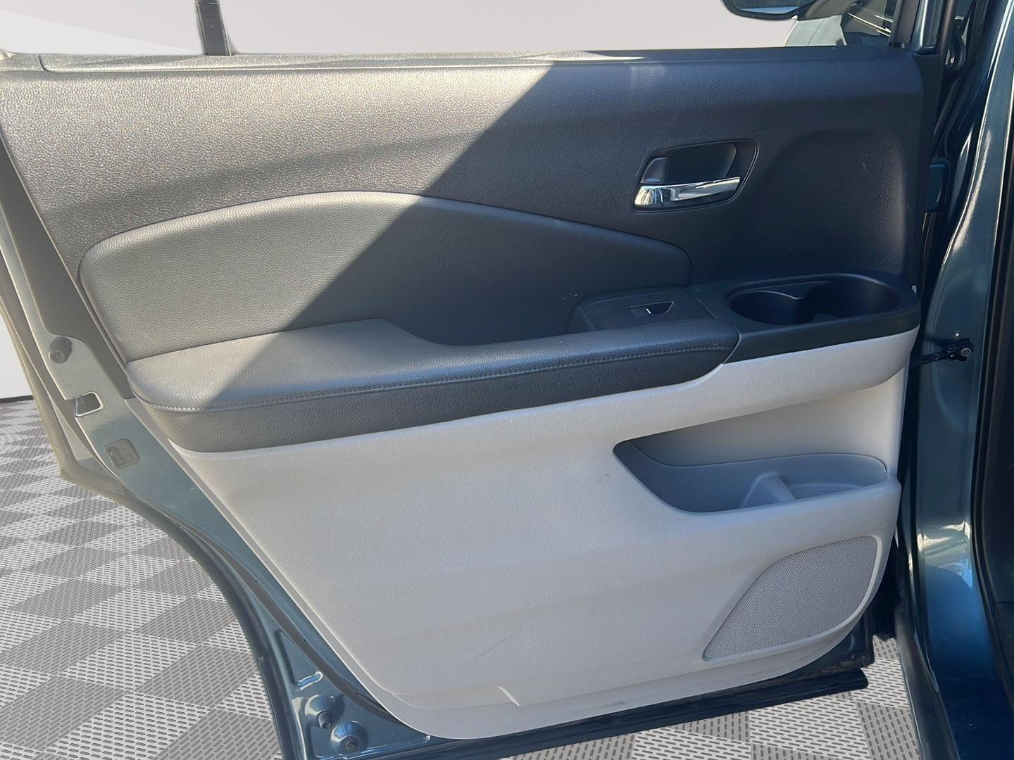 2018 Honda Pilot photo 13 of 26