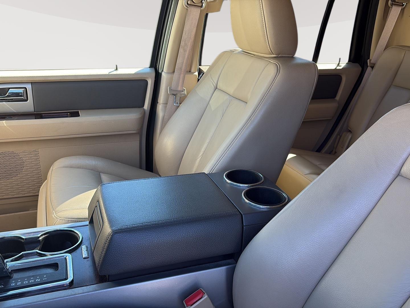 2014 Ford Expedition photo 15 of 25