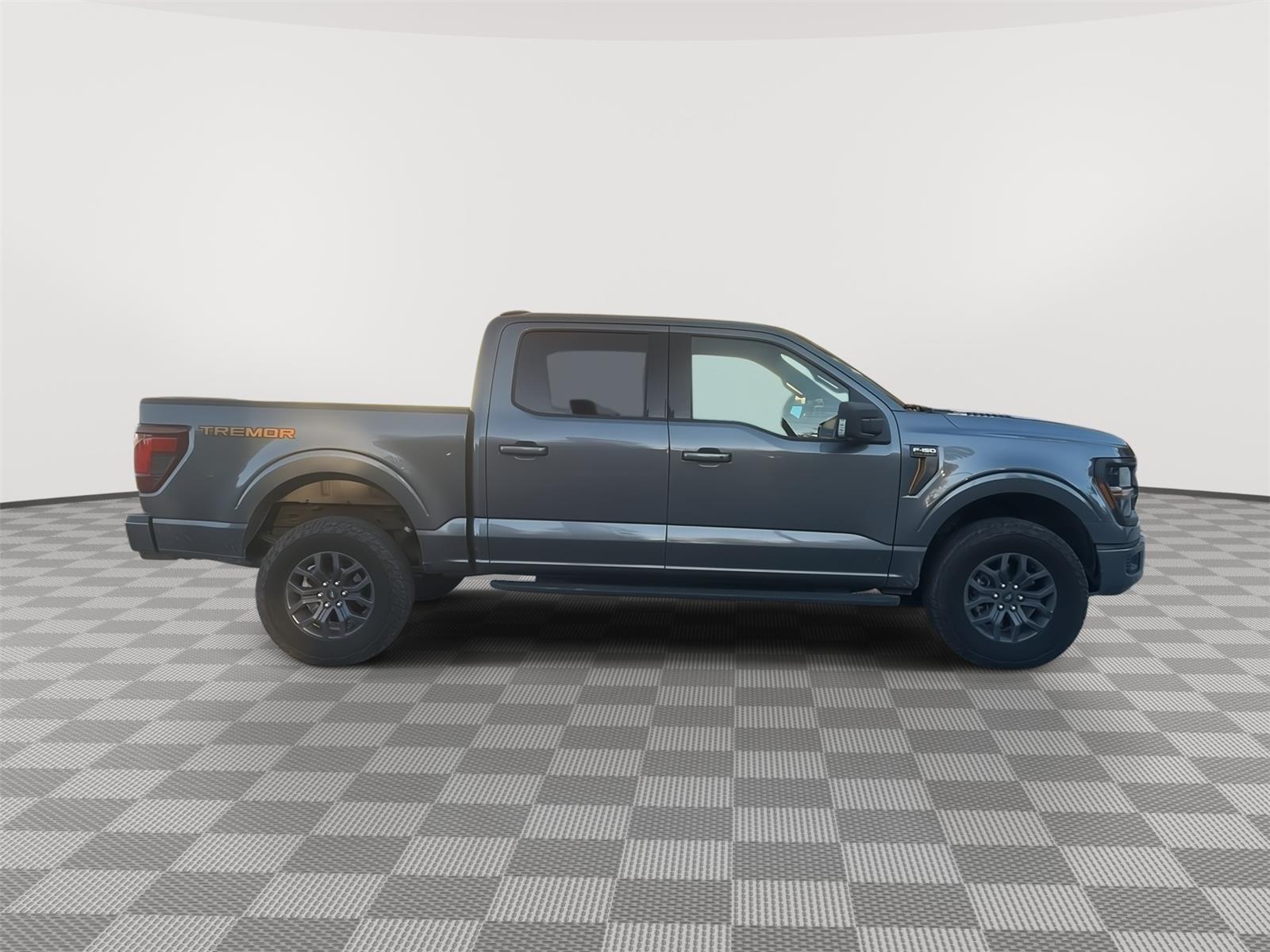 2025 Ford F-150 photo 7 of 27