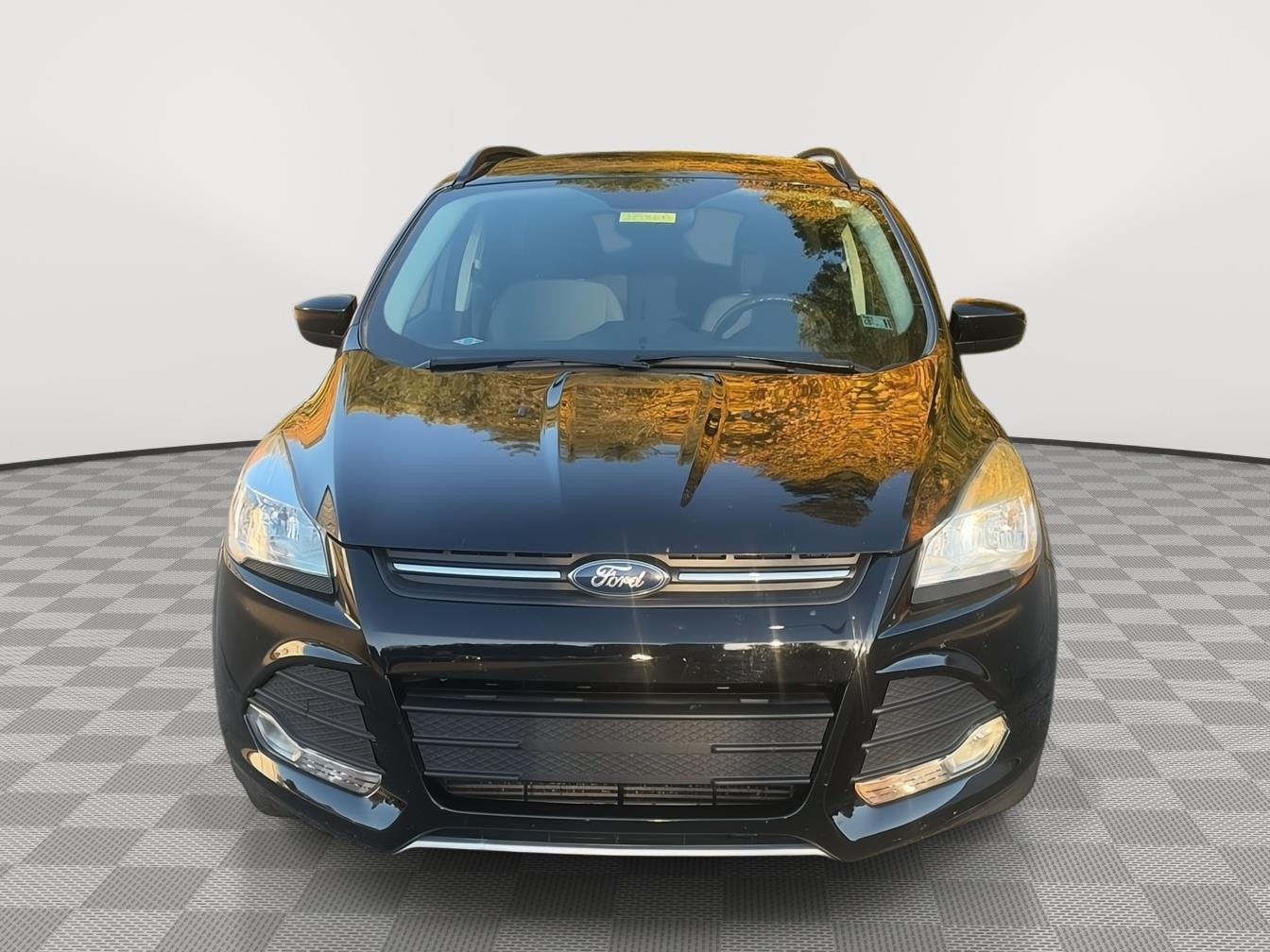 2016 Ford Escape photo 2 of 25
