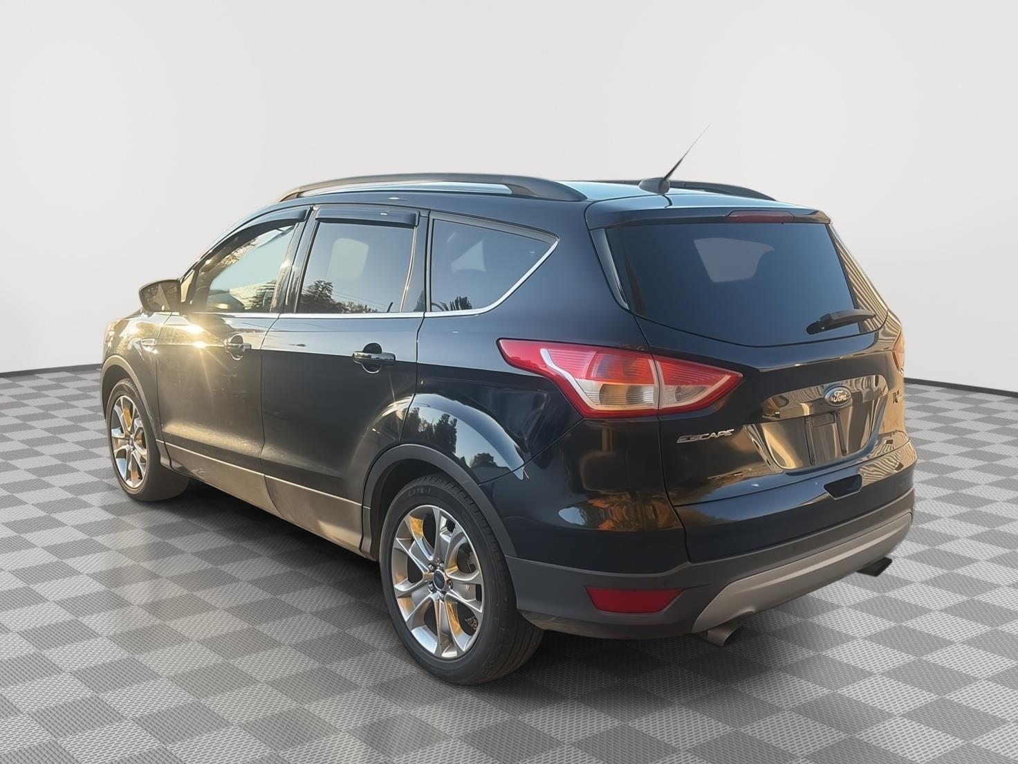 2016 Ford Escape photo 7 of 25
