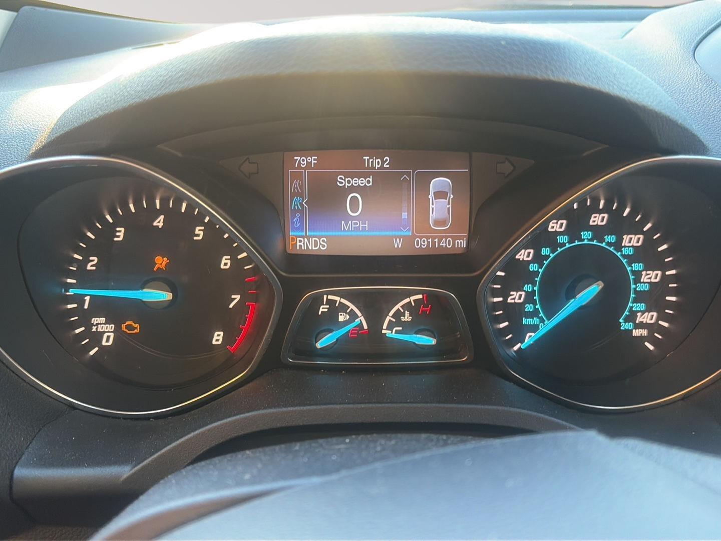 2016 Ford Escape photo 19 of 25