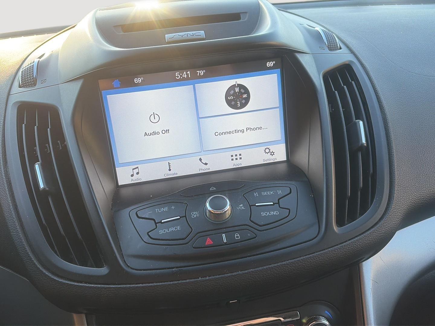 2016 Ford Escape photo 20 of 25