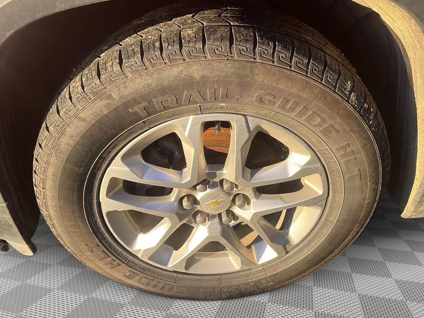 2019 Chevrolet Traverse photo 9 of 25