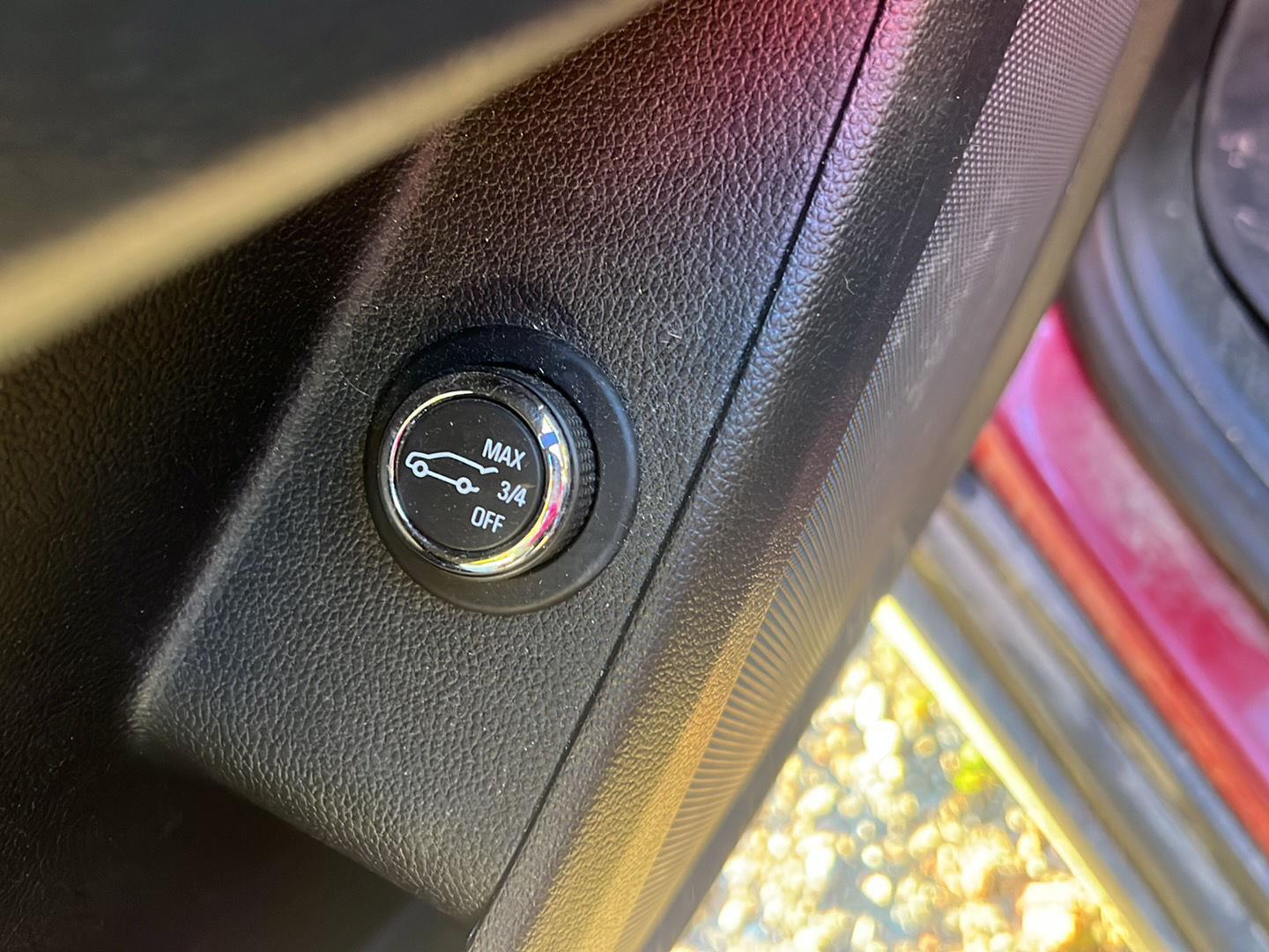 2019 Chevrolet Traverse photo 13 of 25
