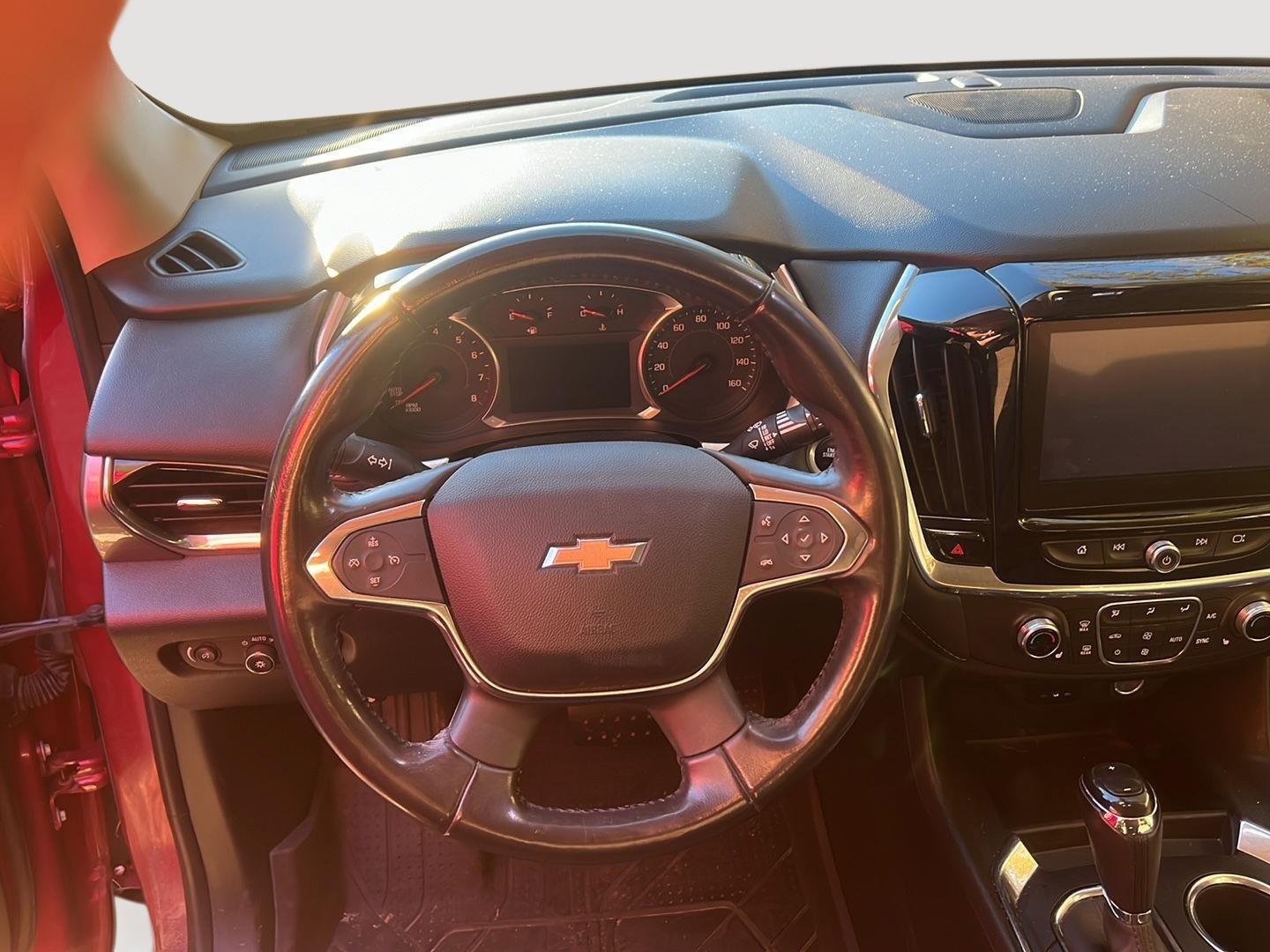 2019 Chevrolet Traverse photo 16 of 25