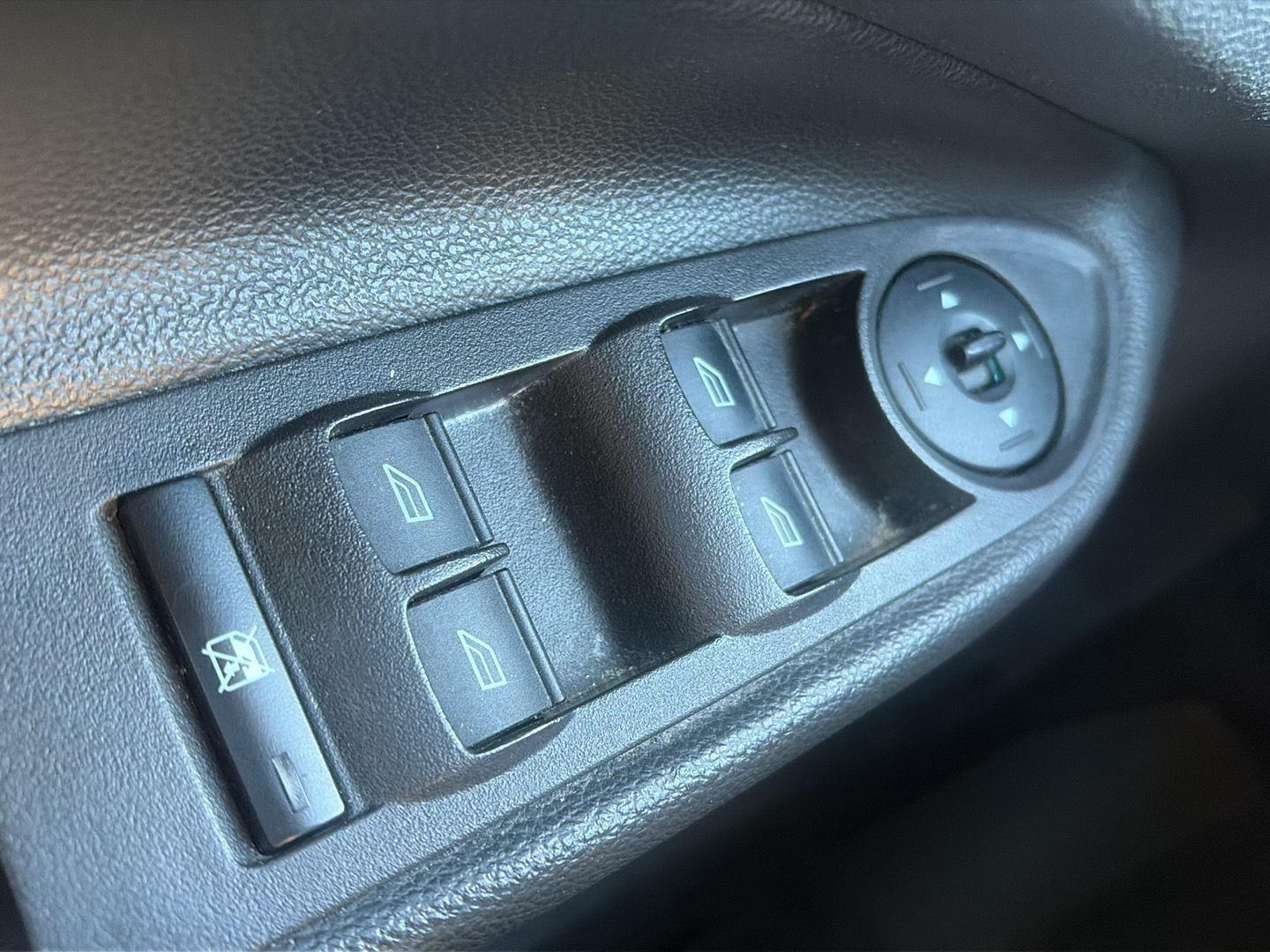 2016 Ford Escape photo 25 of 25