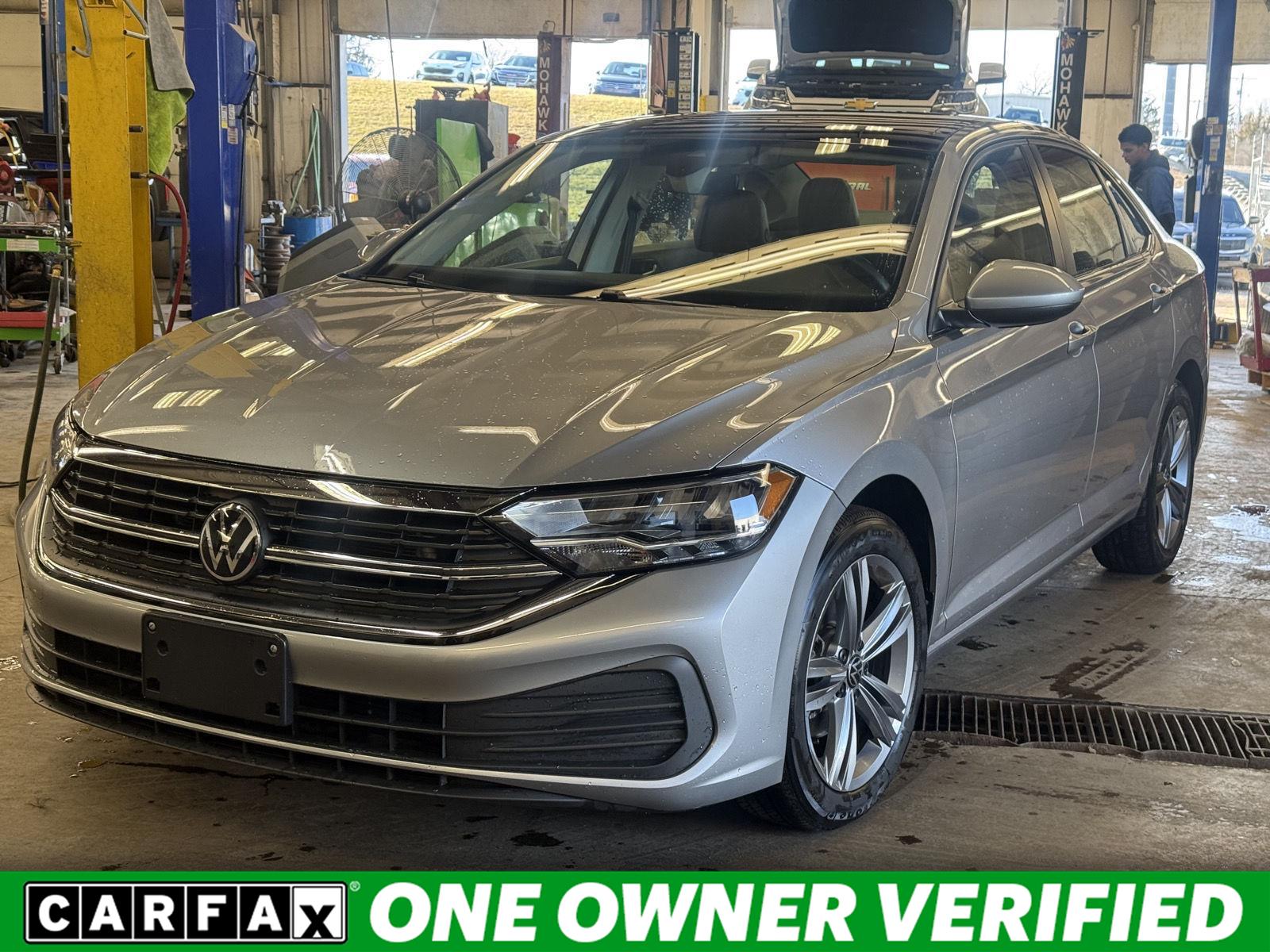 2024 Volkswagen Jetta SE FWD Sedan Front-Wheel Drive Automatic