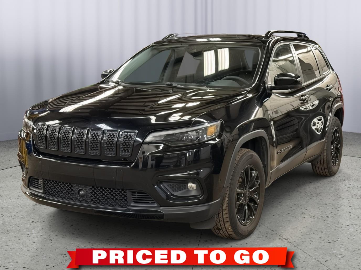 Diamond Black Crystal Pearlcoat 2023 Jeep Cherokee Altitude Lux 4WD SUV / Crossover Four-Wheel Drive 9-Speed Automatic