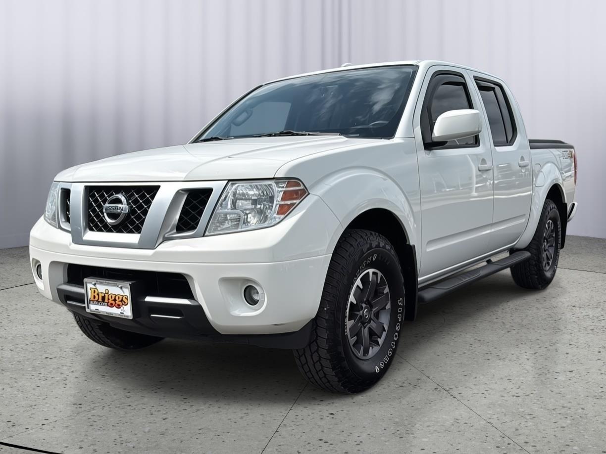 Glacier White 2015 Nissan Frontier PRO-4X Crew Cab 4WD Pickup Truck Four-Wheel Drive Automatic