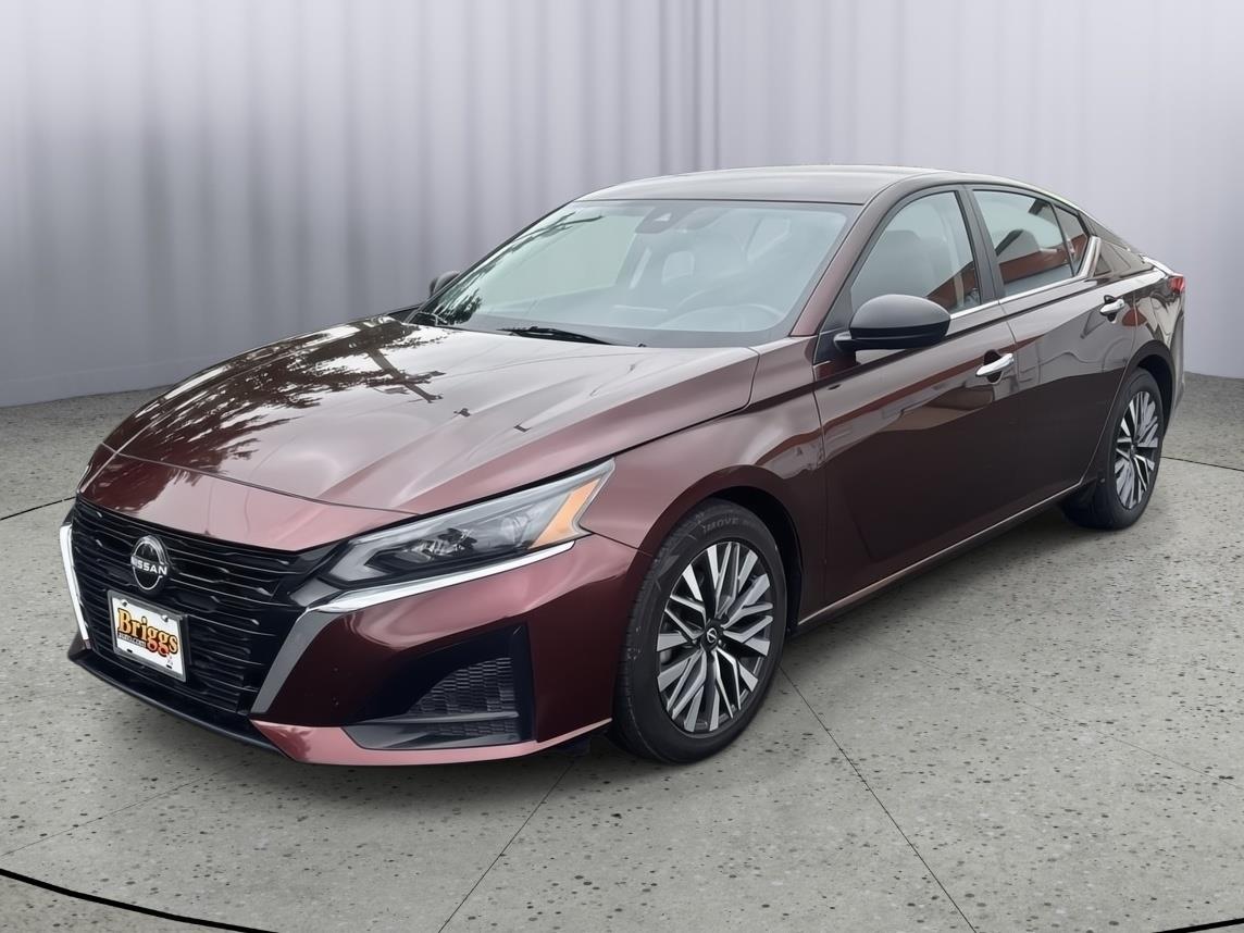 Garnet Pearl Metallic 2024 Nissan Altima Sedan Front-Wheel Drive Continuously Variable Transmission