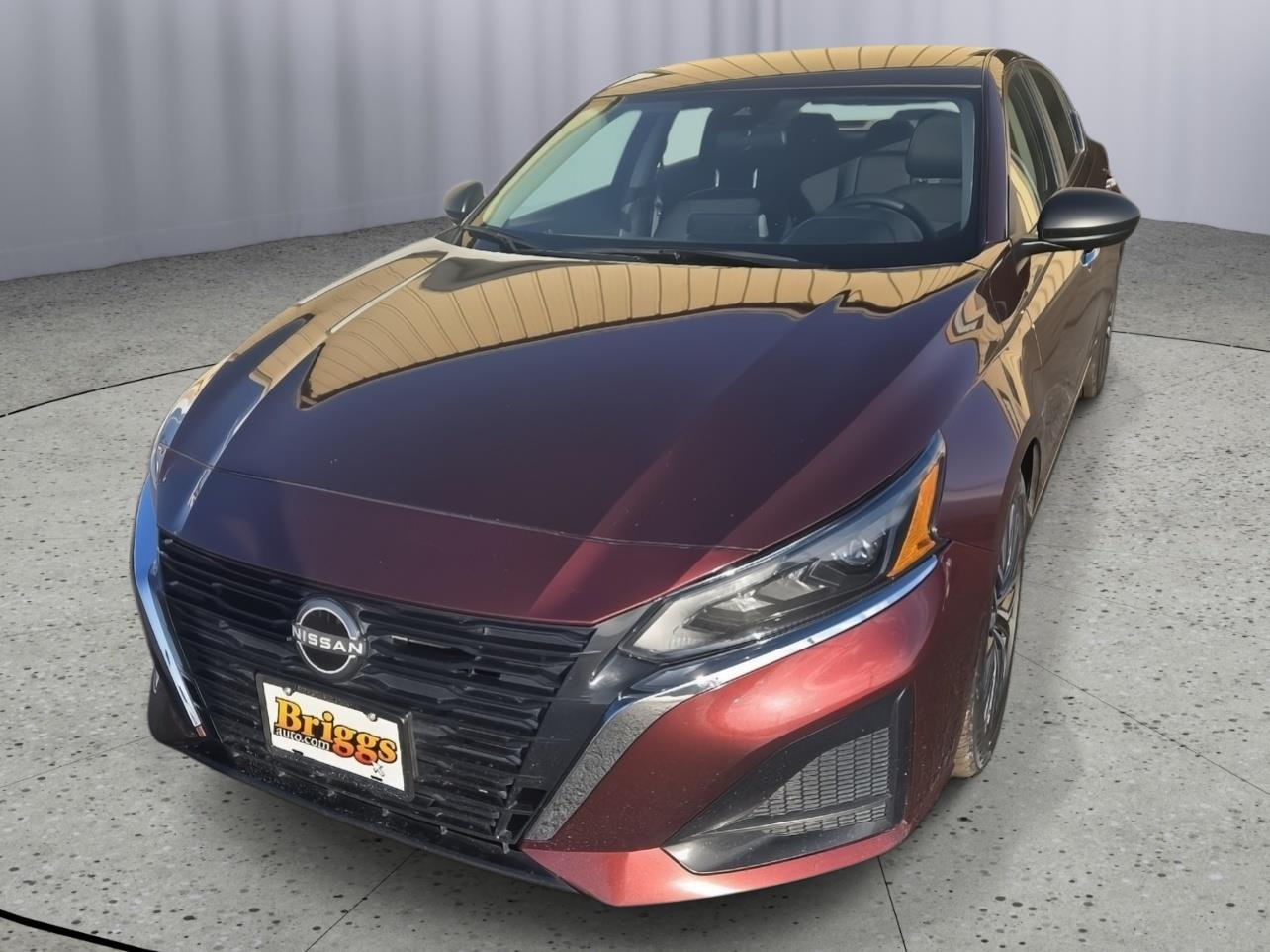 Garnet Pearl Metallic 2025 Nissan Altima Sedan Front-Wheel Drive Continuously Variable Transmission