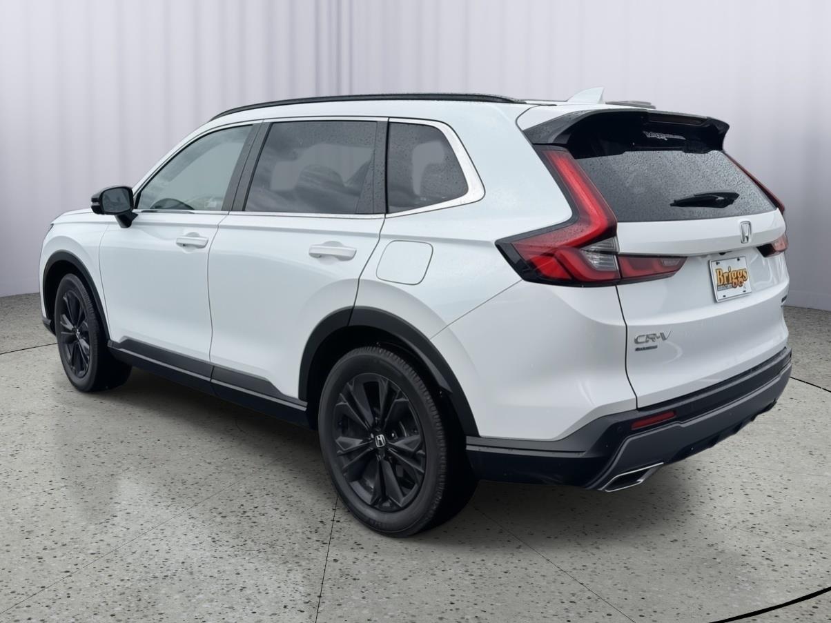 View vehicle photo 3