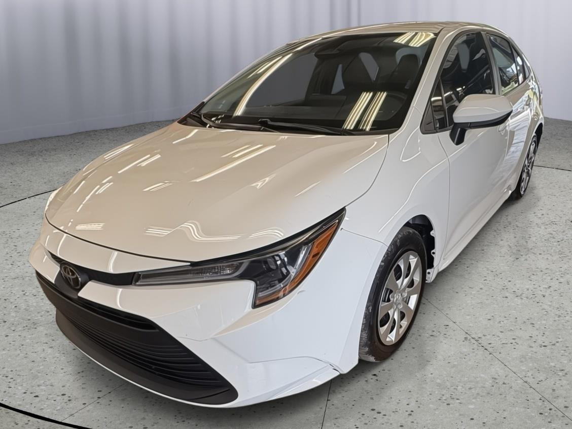 2025 Toyota Corolla LE FWD