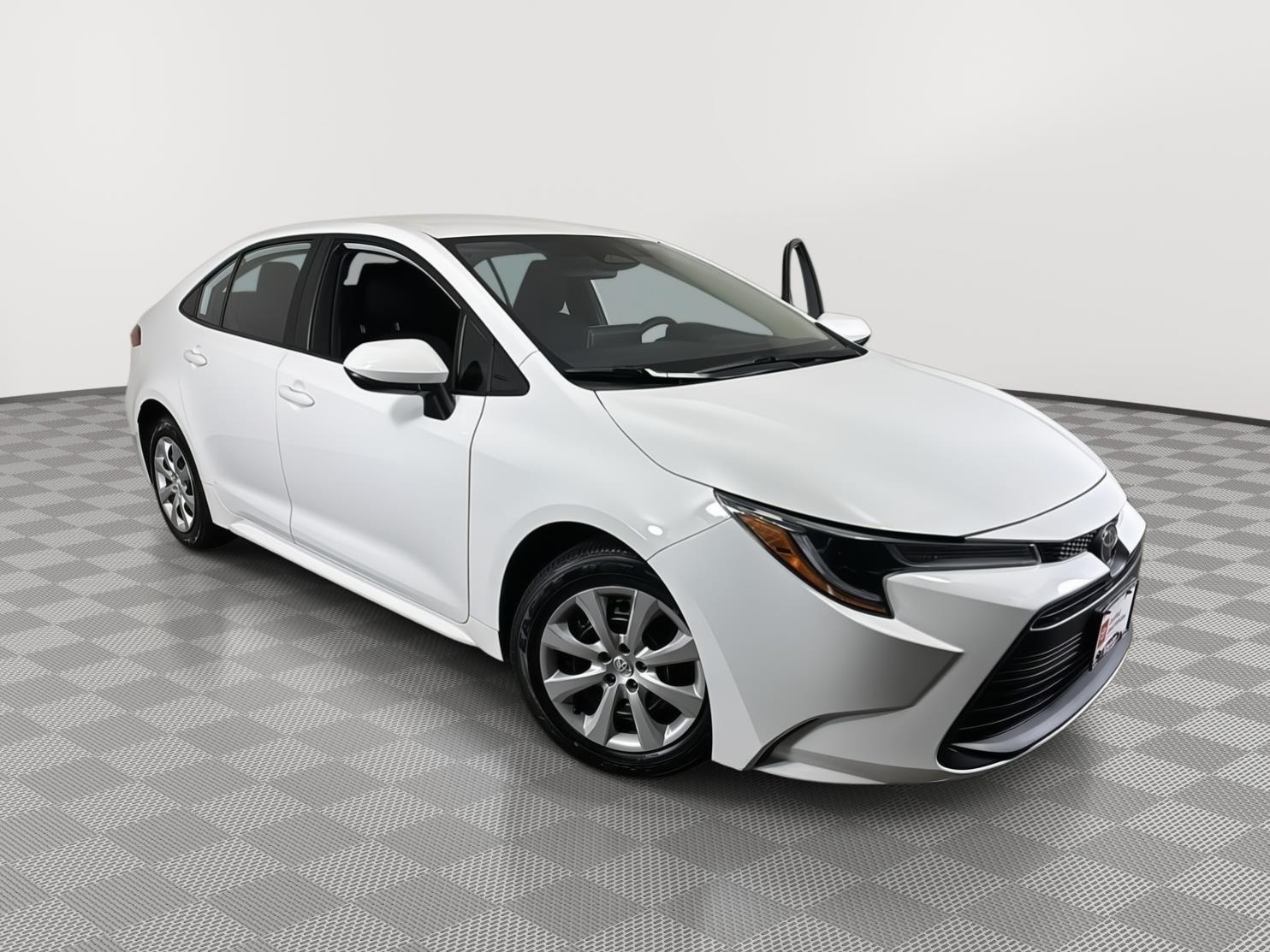 2024 Toyota Corolla LE FWD