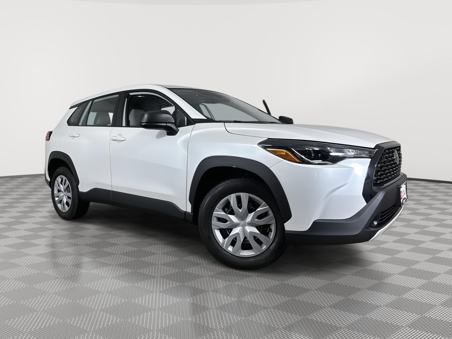 White (Wind Chill Pearl) 2023 Toyota Corolla Cross L AWD SUV / Crossover All-Wheel Drive Automatic