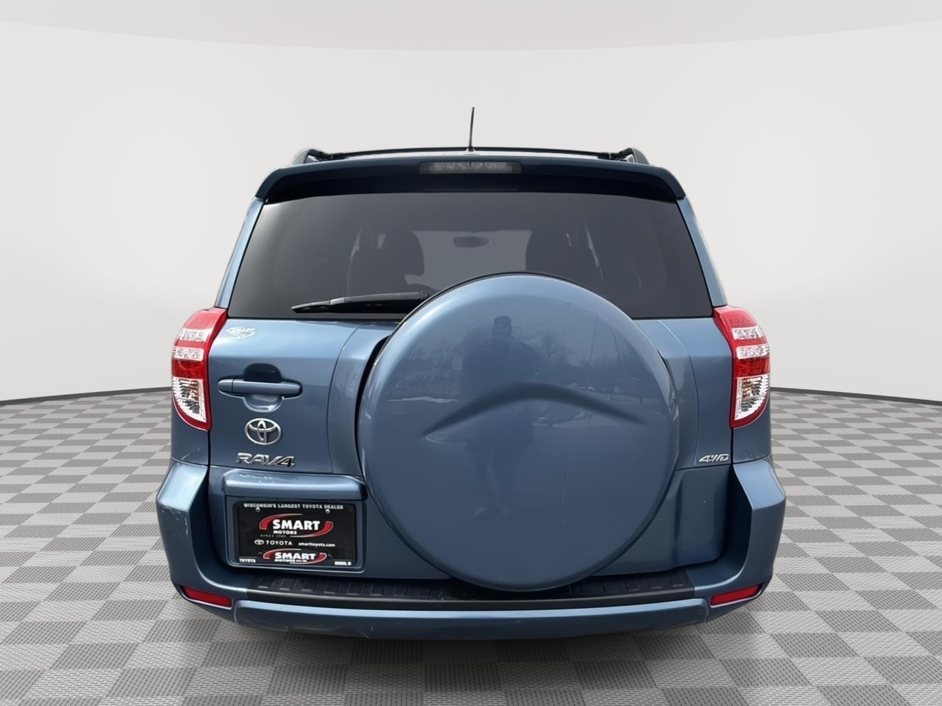 View vehicle photo 7