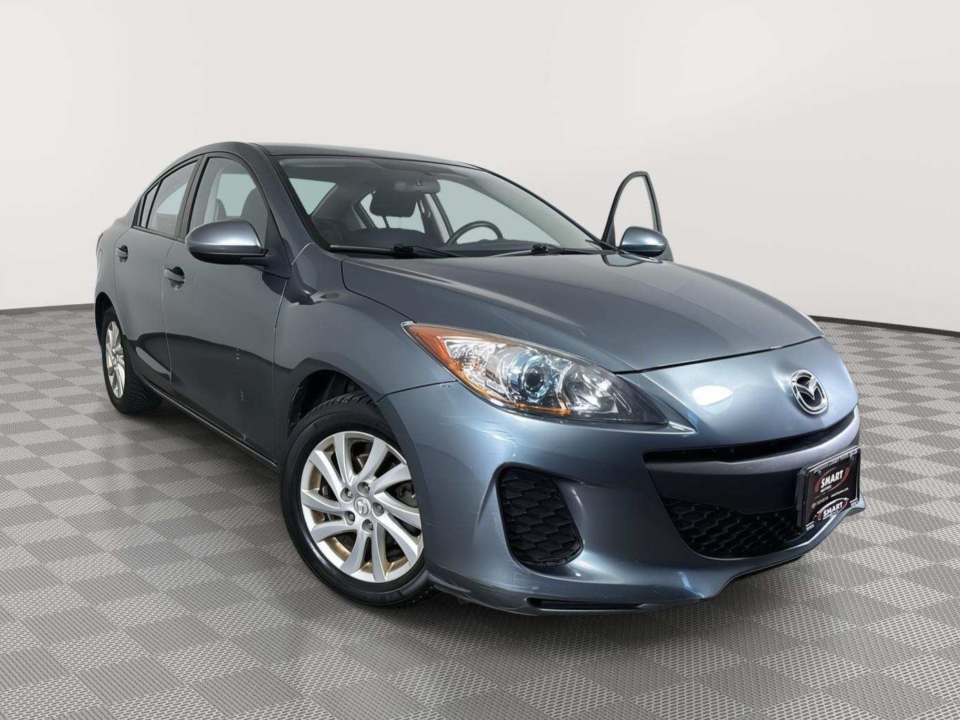 Dolphin Gray Mica 2012 Mazda MAZDA3 i Touring Sedan Front-Wheel Drive Automatic