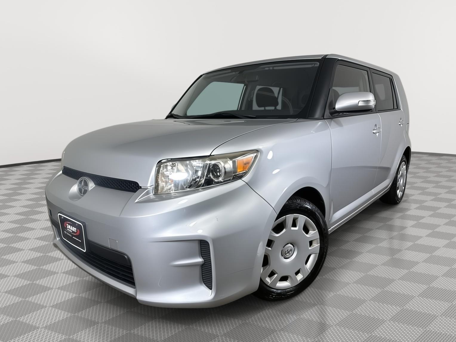 Classic Silver Metallic 2011 Scion xB Release Series 8.0 Wagon Front-Wheel Drive Automatic