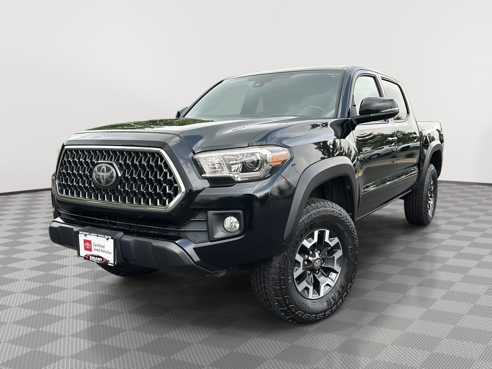 Midnight Black Metallic 2019 Toyota Tacoma Pickup Truck Four-Wheel Drive Automatic