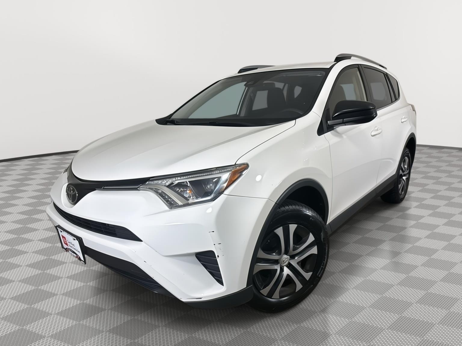 Super White 2018 Toyota RAV4 SUV / Crossover All-Wheel Drive Automatic