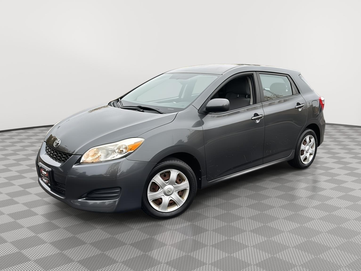 Magnetic Gray Metallic 2009 Toyota Matrix Hatchback Front-Wheel Drive Automatic