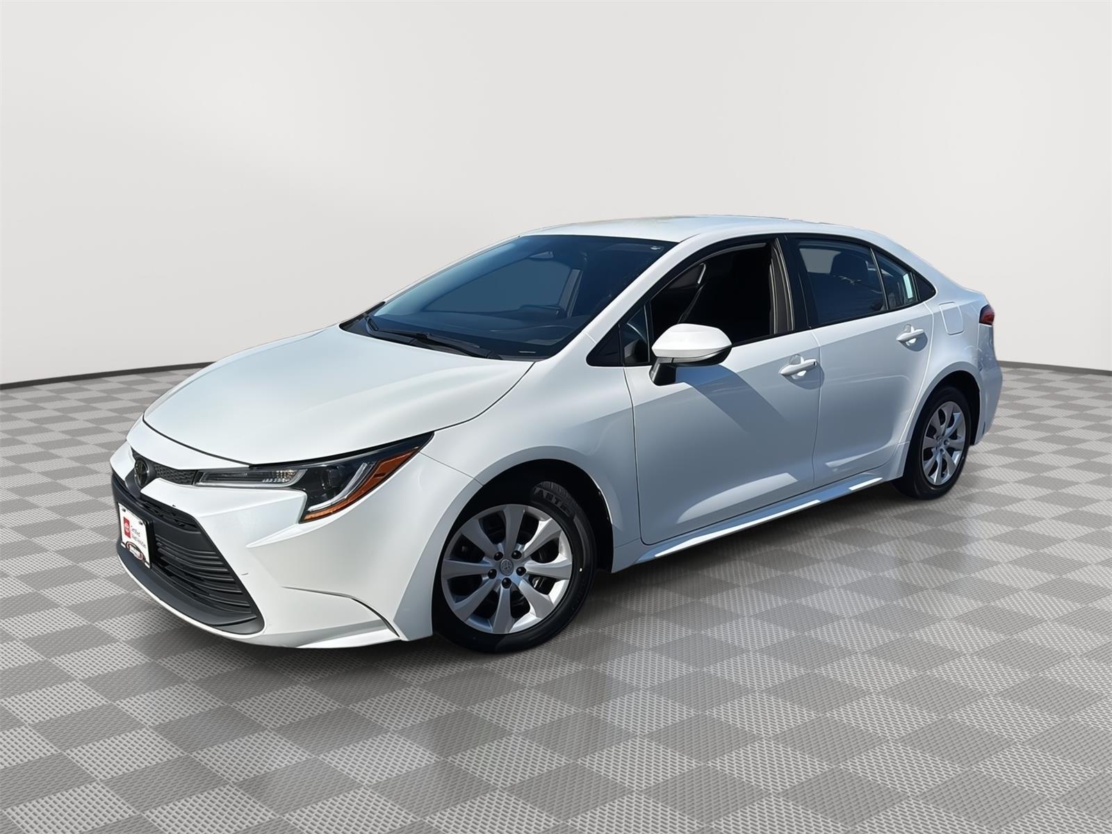  2025 Toyota Corolla LE FWD   