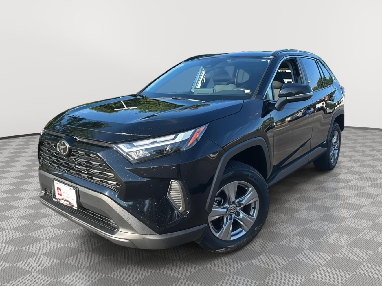 2025 Toyota RAV4 Hybrid XLE AWD
