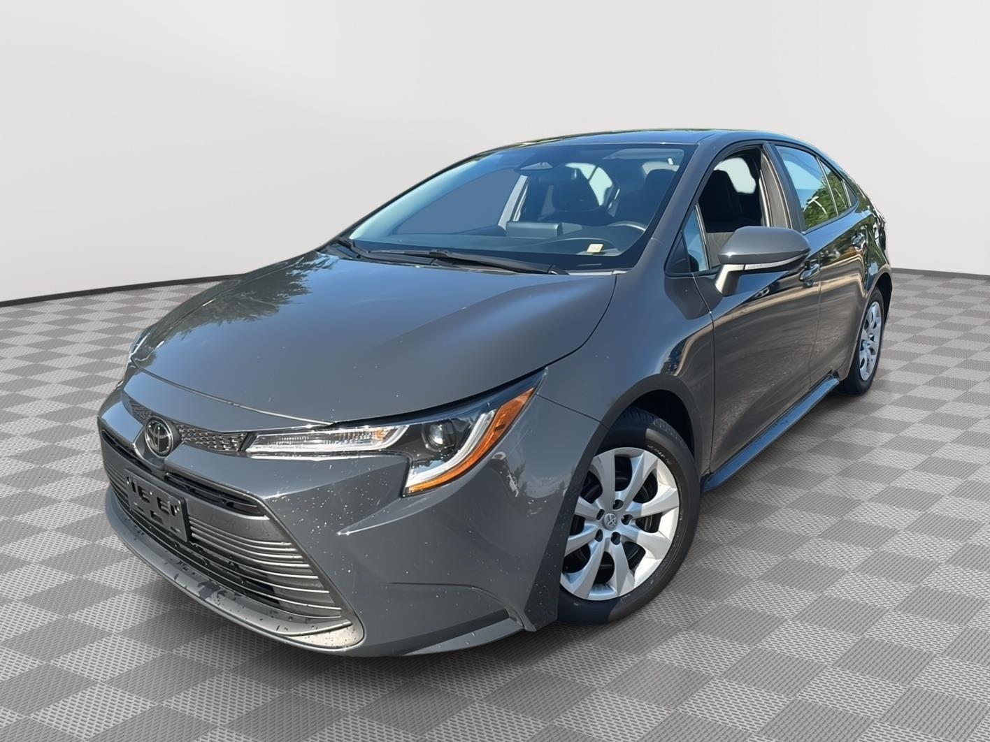  2024 Toyota Corolla LE FWD   