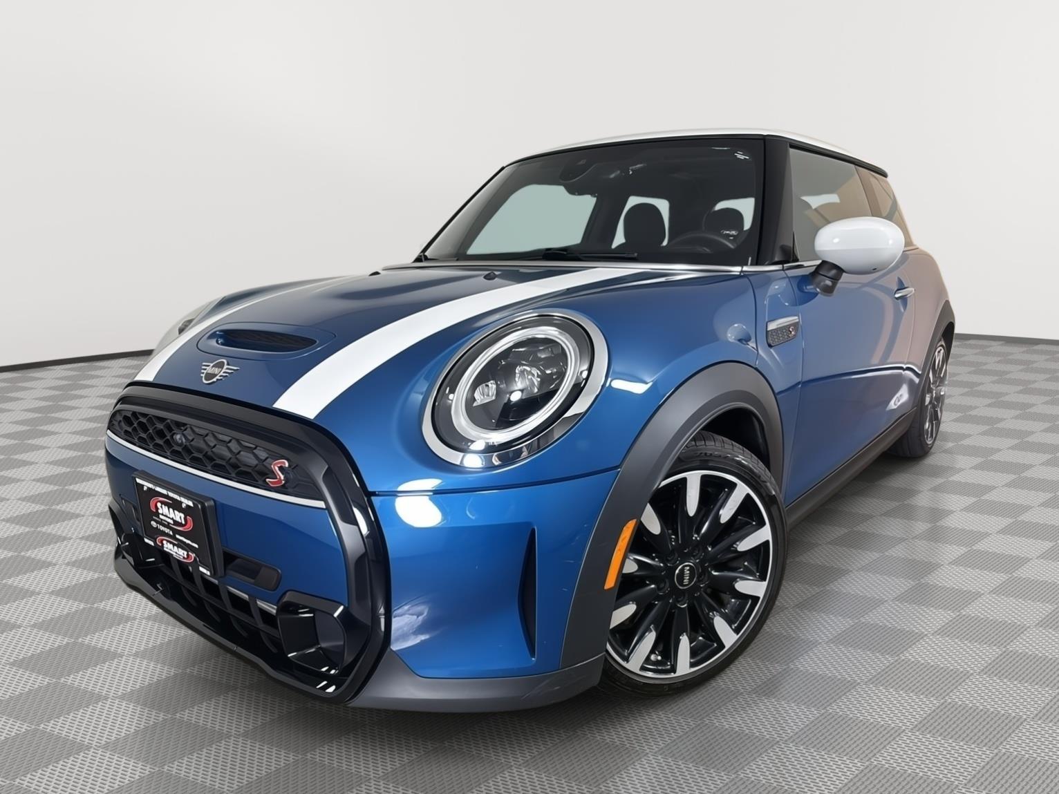 Island Blue Metallic 2023 MINI Cooper Hatchback Front-Wheel Drive Automatic