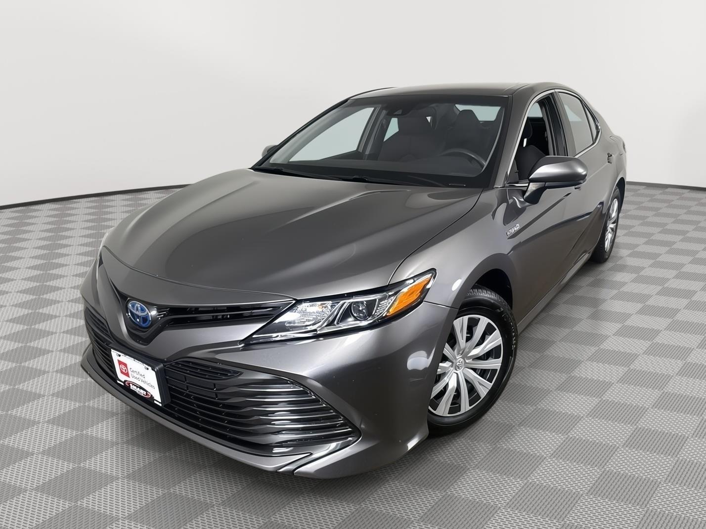 2018 Toyota Camry Hybrid LE FWD