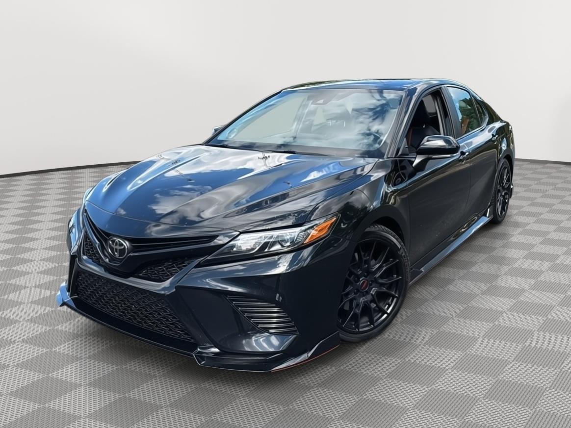 Midnight Black Metallic 2022 Toyota Camry Sedan Front-Wheel Drive Automatic