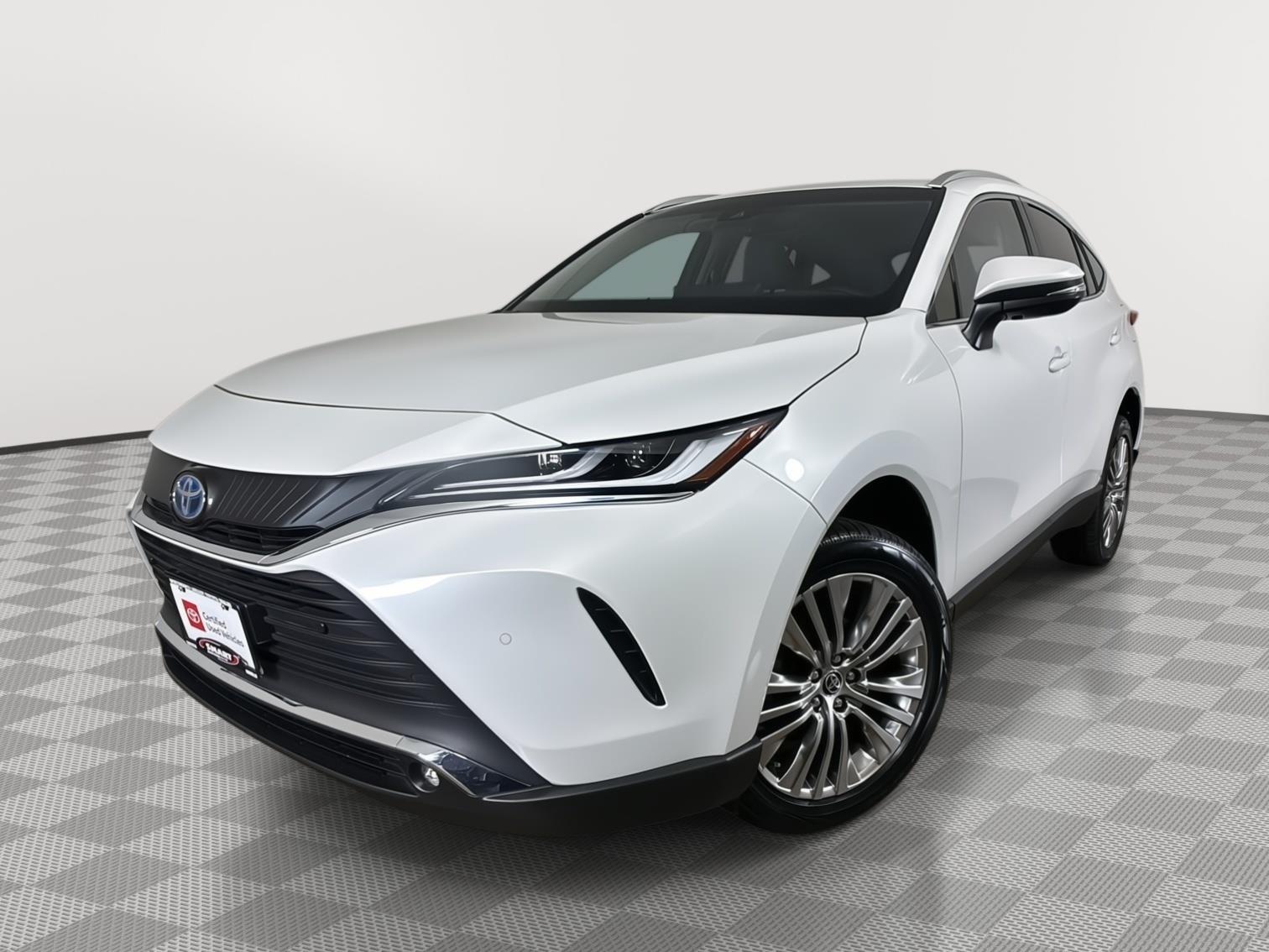 White (Wind Chill Pearl) 2023 Toyota Venza SUV / Crossover All-Wheel Drive Continuously Variable Transmission