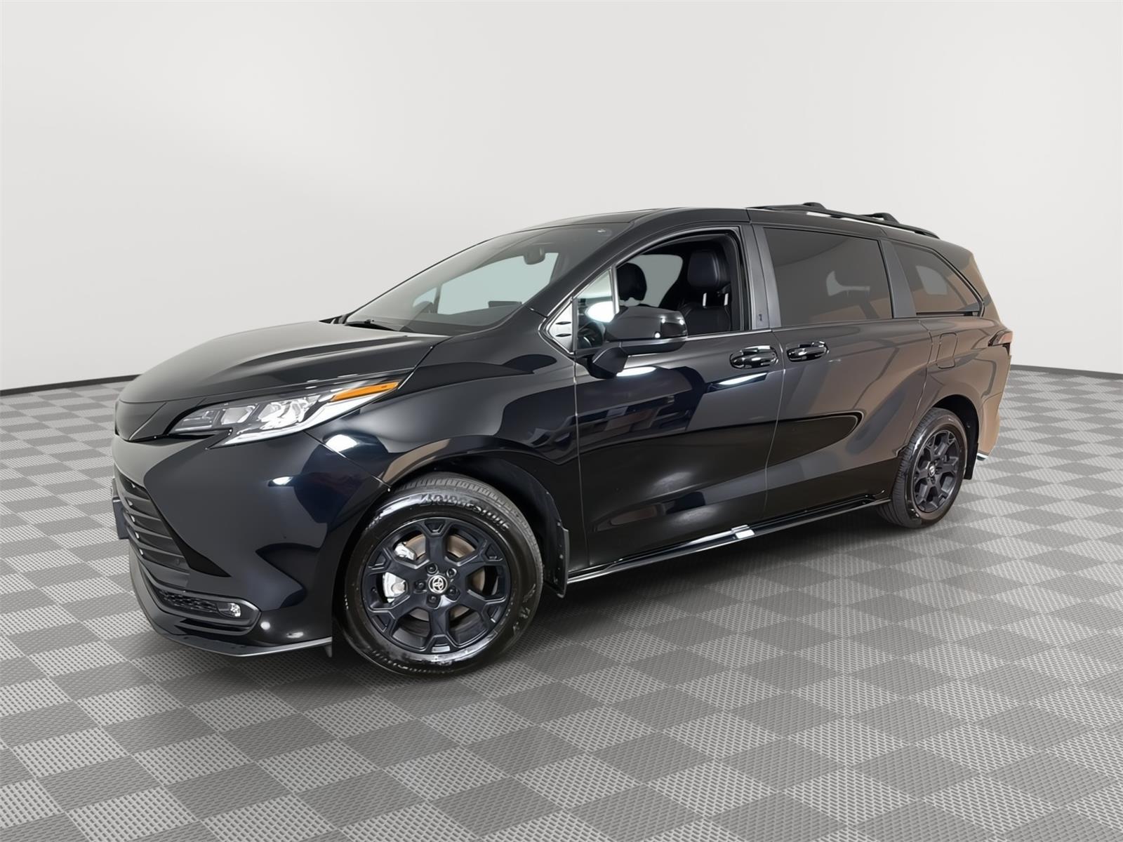 Midnight Black Metallic 2025 Toyota Sienna Minivan All-Wheel Drive Automatic