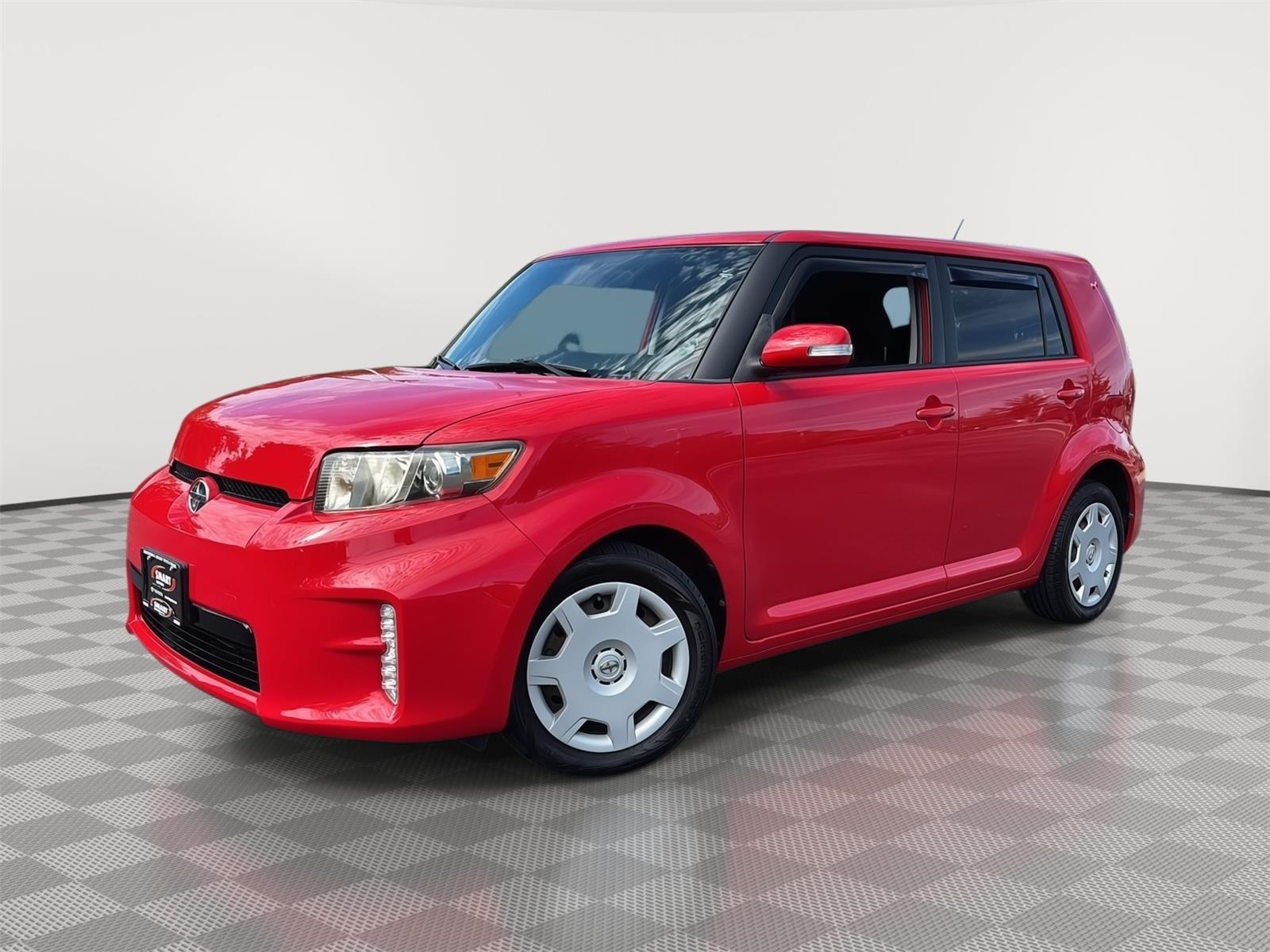 Absolutely Red 2013 Scion xB Wagon Front-Wheel Drive Automatic
