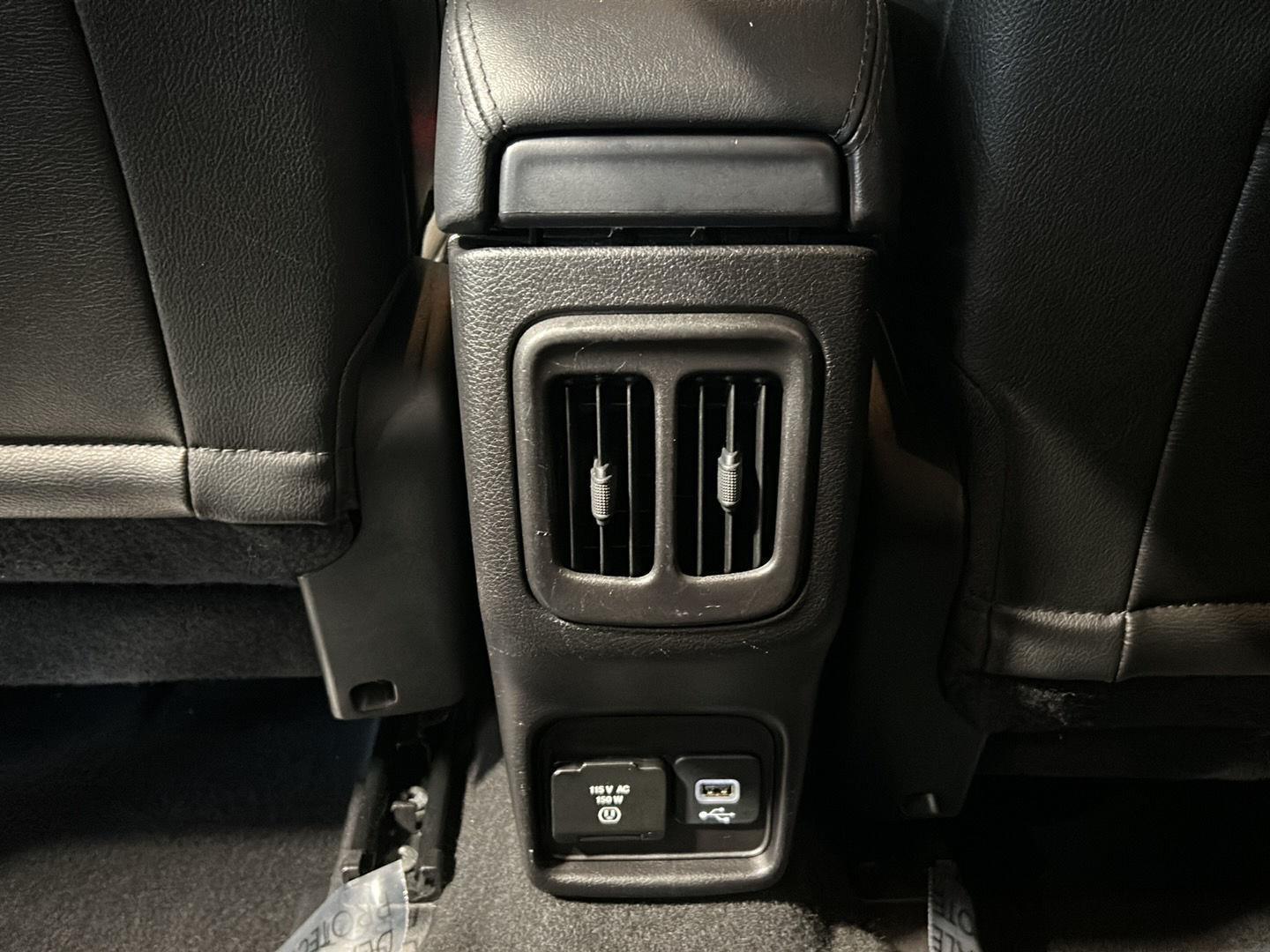 Used 2021 Granite Crystal Metallic Clearcoat Jeep Altitude image 25