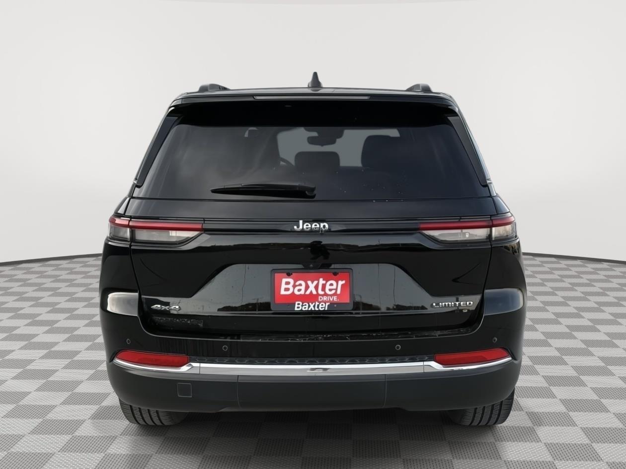 View vehicle photo 6