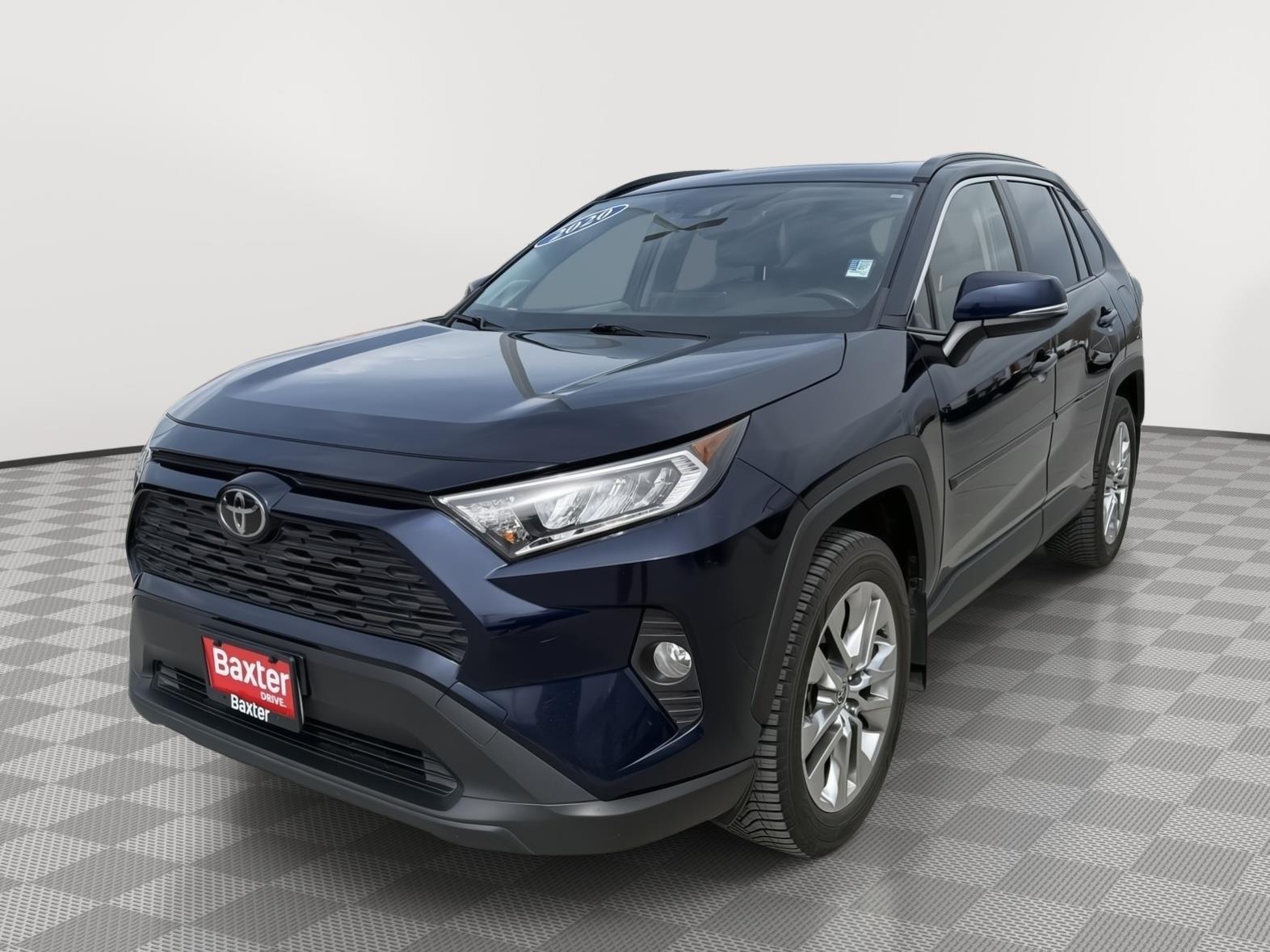 View vehicle photo 5